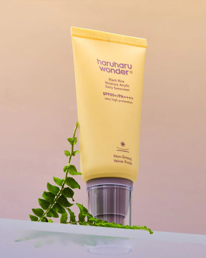 HARUHARU WОNDER - Black Rice Moisture Airyfit Daily Sunscreen SPF50, 50ml